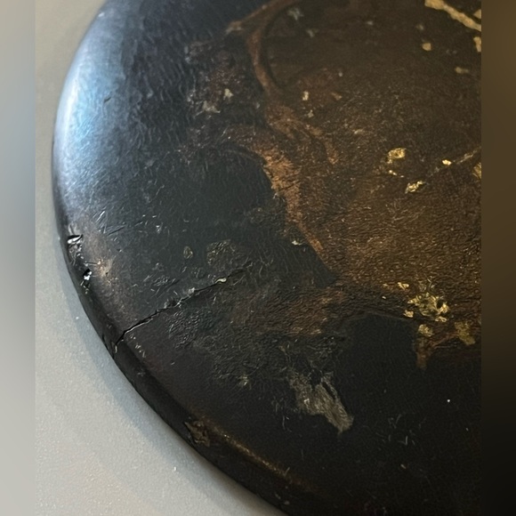 Antique Lacquered Courting Couple Scene Lidded Powder Trinket Box Red Inside - Picture 8 of 12